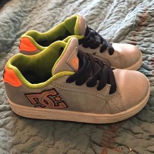 DC shoes lightly worn